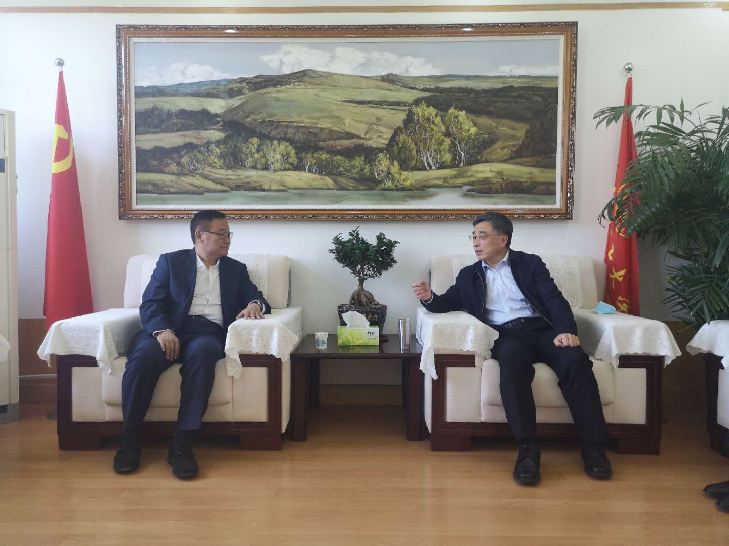 董事长王春翔一行赴太道理工大学接见