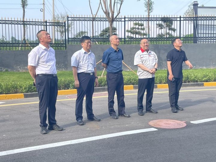 山西省审计厅辅导一行来巅峰国际官网参观调研